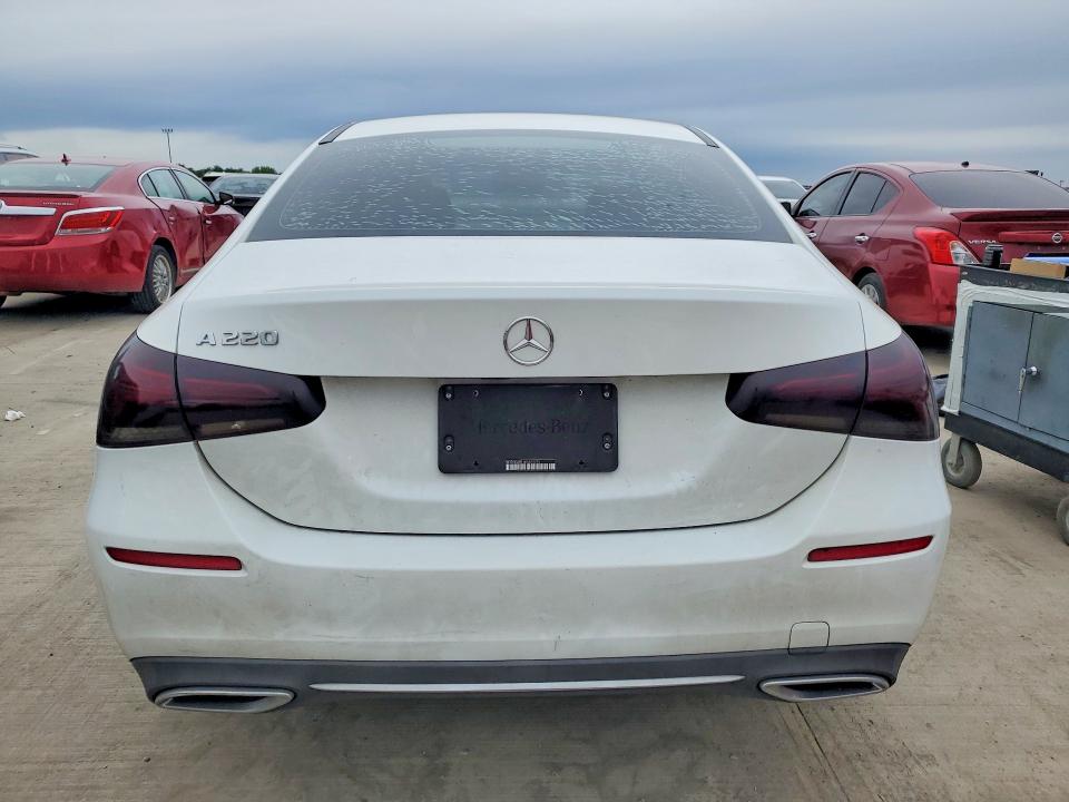 52821906 :رقم المزاد ، WDD3G4EB1KW032276 vin ، 2019 Mercedes-benz A مزاد بيع
