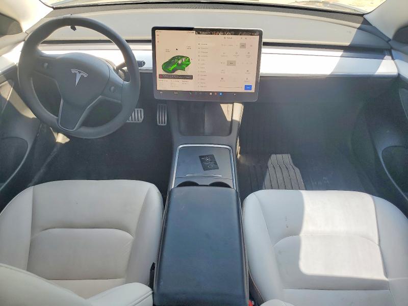 52122926 :رقم المزاد ، 5YJ3E1EC6NF262413 vin ، 2022 Tesla Model 3 مزاد بيع