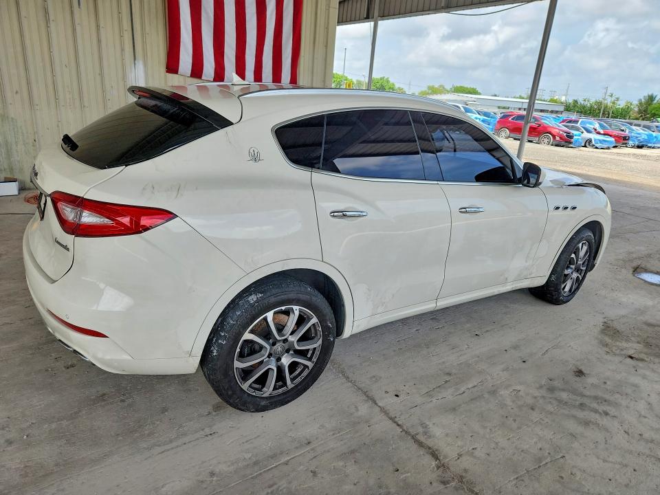 Продаж на аукціоні авто 2017 Maserati Levante, vin: ZN661XUL2HX245579, номер лоту: 52811116