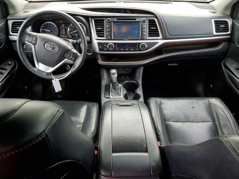 53759156 :رقم المزاد ، 5TDDKRFH9FS208137 vin ، 2015 Toyota Highlander مزاد بيع
