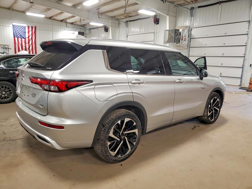52816836 :رقم المزاد ، JA4T5VA90PZ053628 vin ، 2023 Mitsubishi Outlander مزاد بيع