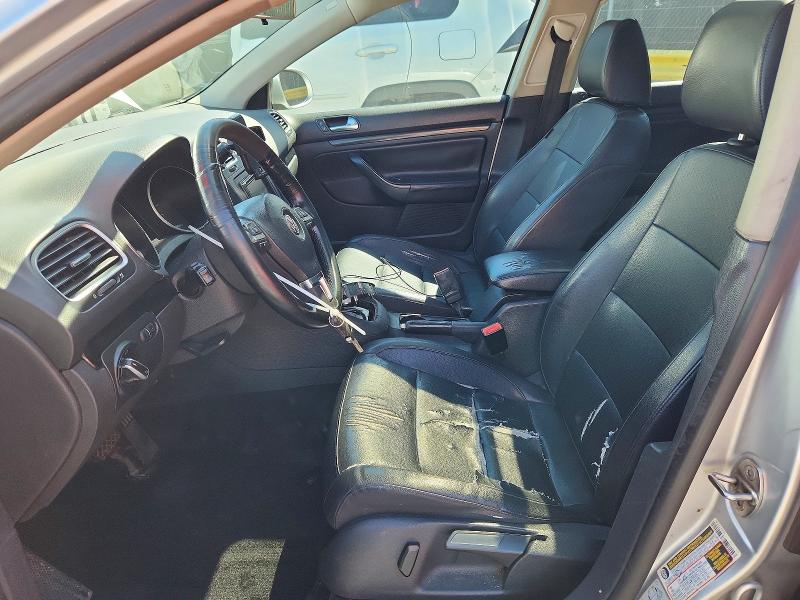 53765736 :رقم المزاد ، 3VWPZ7AJ3BM638387 vin ، 2011 Volkswagen Jetta مزاد بيع