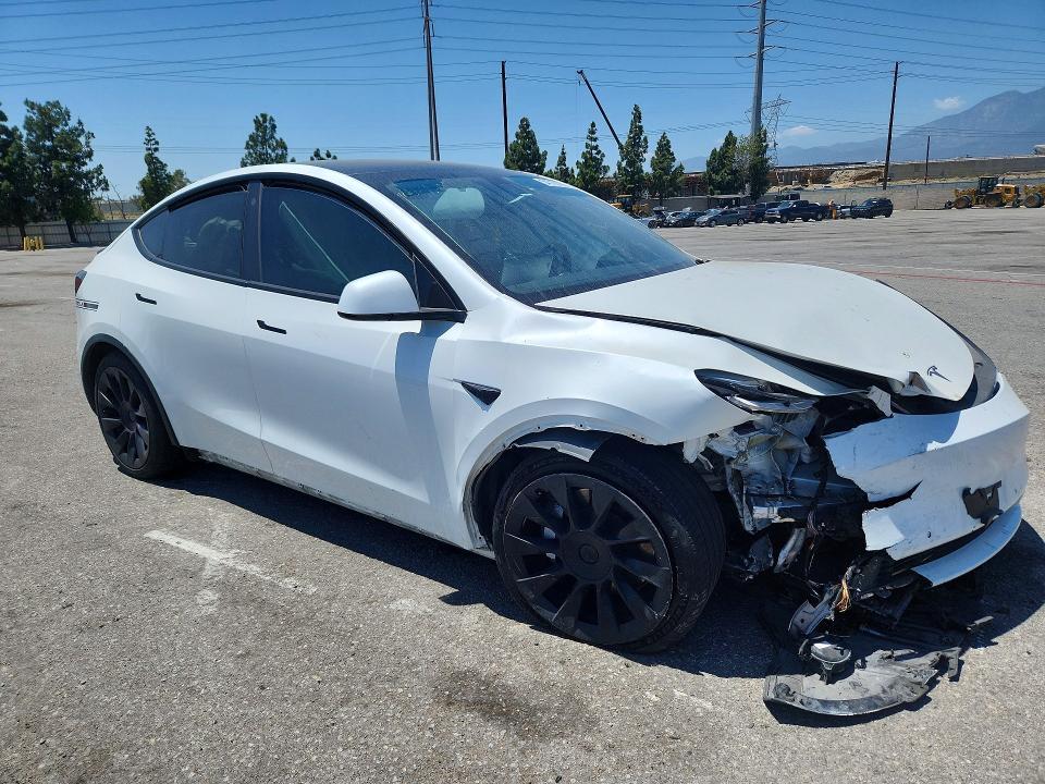 Продажа на аукционе авто 2021 Tesla Model Y, vin: 5YJYGDEE3MF151691, номер лота: 54718776