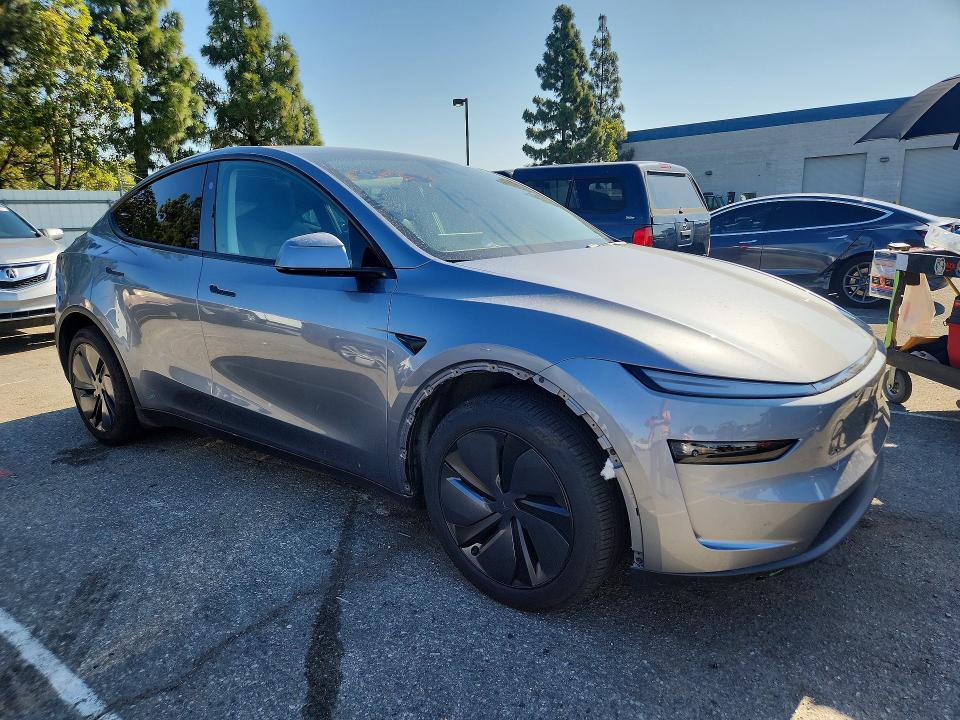 Продаж на аукціоні авто 2026 Tesla Model Y, vin: 7SAYGDED6TA430588, номер лоту: 52785276