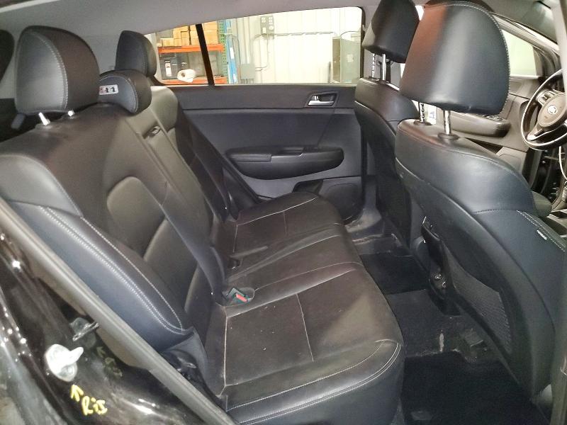 Продажа на аукционе авто 2017 Kia Sportage, vin: KNDPNCAC6H7237282, номер лота: 52697516