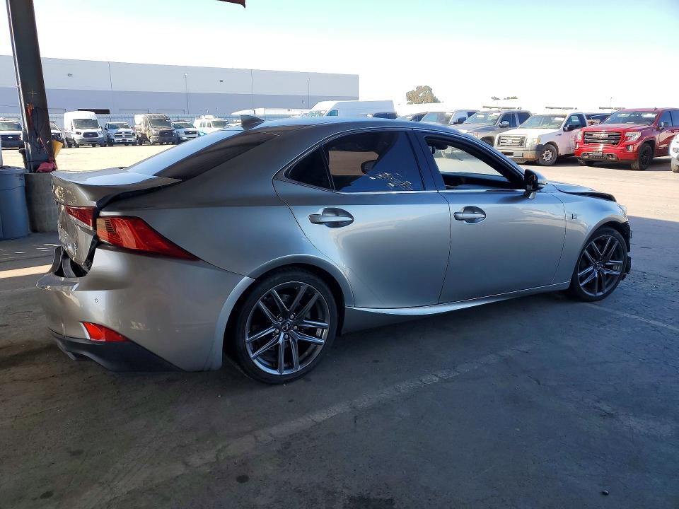 53708366 :رقم المزاد ، JTHBA1D24J5076900 vin ، 2018 Lexus Is مزاد بيع