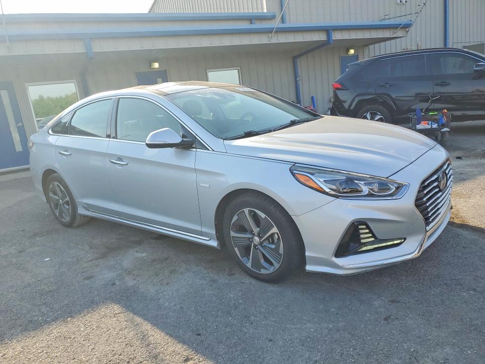 2018 Hyundai Sonata Hybrid მანქანა იყიდება აუქციონზე, vin: KMHE34L30JA082989, აუქციონის ნომერი: 53895356