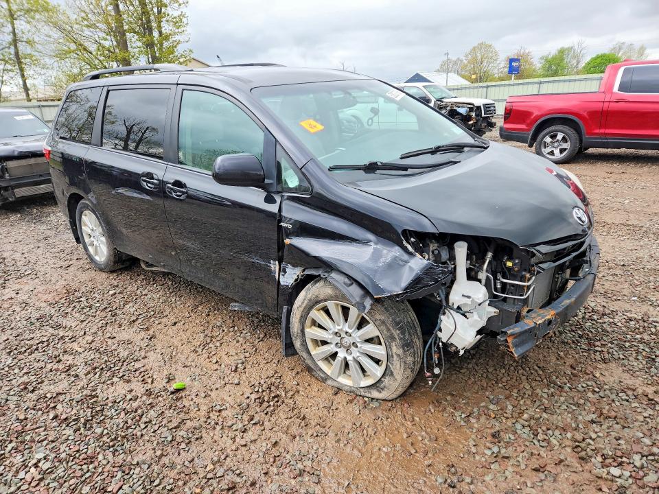 2017 Toyota Sienna მანქანა იყიდება აუქციონზე, vin: 5TDJZ3DC7HS161888, აუქციონის ნომერი: 52820796