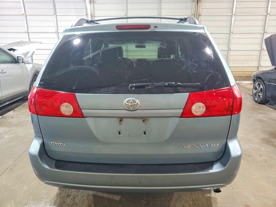 52247626 :رقم المزاد ، 5TDZK22C68S211765 vin ، 2008 Toyota Sienna مزاد بيع