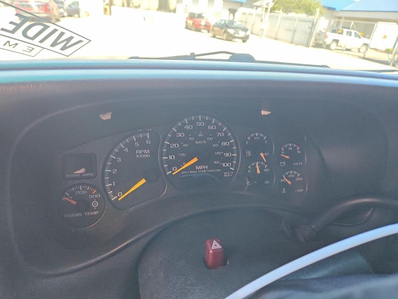 Продаж на аукціоні авто 2000 Chevrolet Silverado, vin: 1GCGK29U3YE130900, номер лоту: 54944926