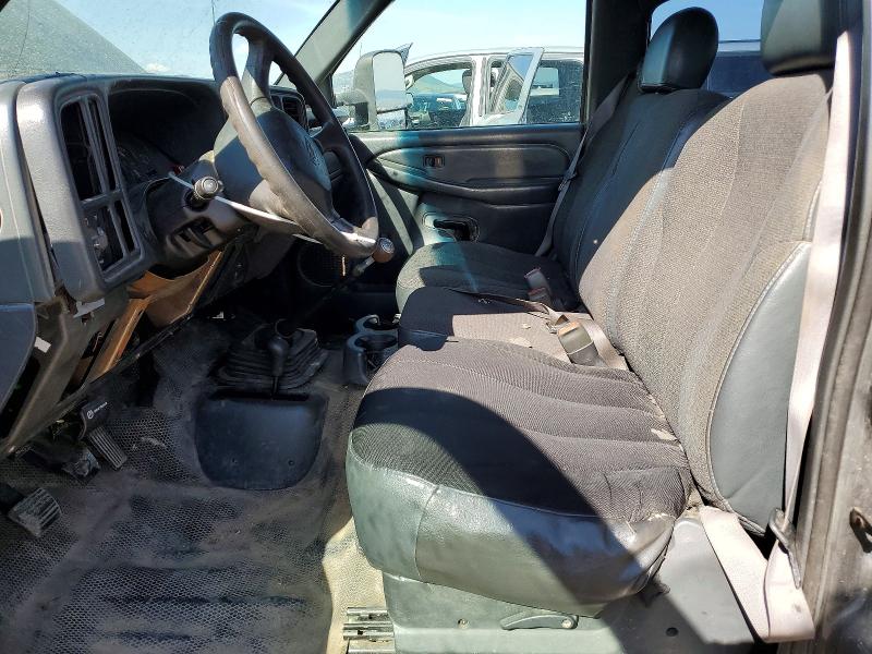 2002 Chevrolet Silverado მანქანა იყიდება აუქციონზე, vin: 1GCJK33U32F216732, აუქციონის ნომერი: 52943246
