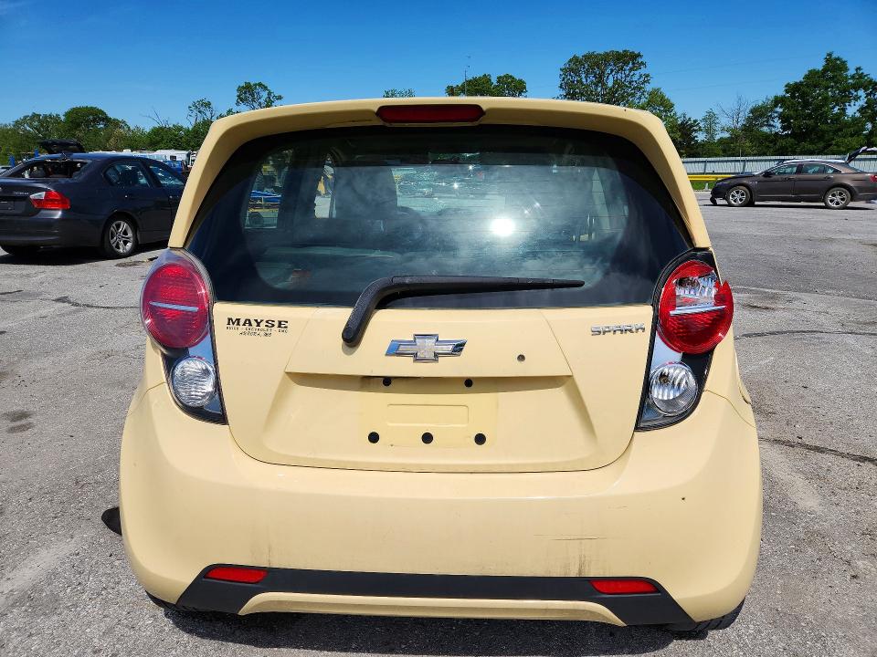 2014 Chevrolet Spark მანქანა იყიდება აუქციონზე, vin: KL8CB6S92EC402915, აუქციონის ნომერი: 51860906