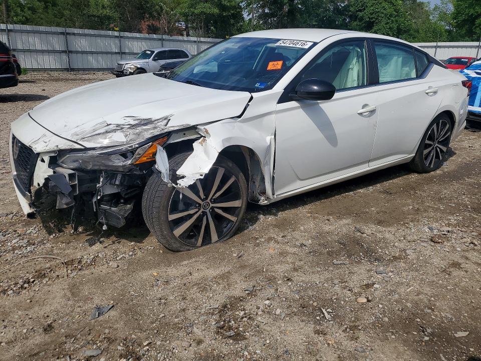 54704616 :رقم المزاد ، 1N4BL4CV5NN300535 vin ، 2022 Nissan Altima مزاد بيع