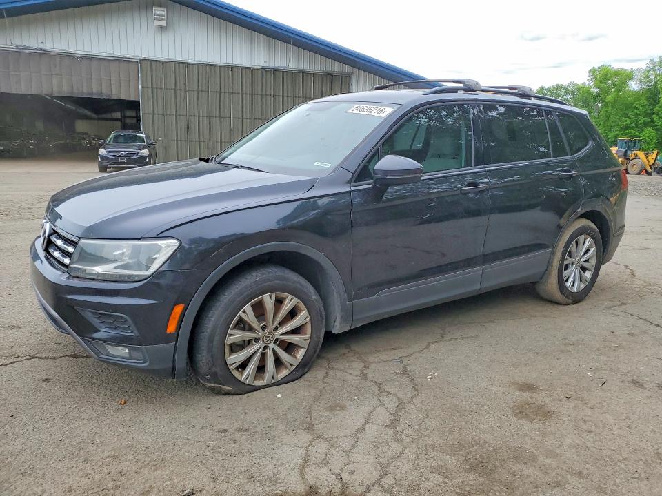 54626216 :رقم المزاد ، 3VV1B7AX7JM037582 vin ، 2018 Volkswagen Tiguan مزاد بيع