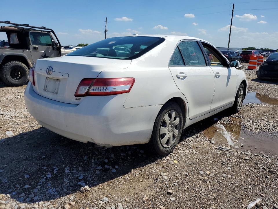 53885216 :رقم المزاد ، 4T1BF3EK5BU586575 vin ، 2011 Toyota Camry مزاد بيع