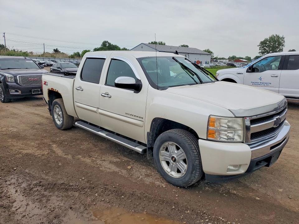54798106 :رقم المزاد ، 3GCPKSE32BG321172 vin ، 2011 Chevrolet Silverado مزاد بيع