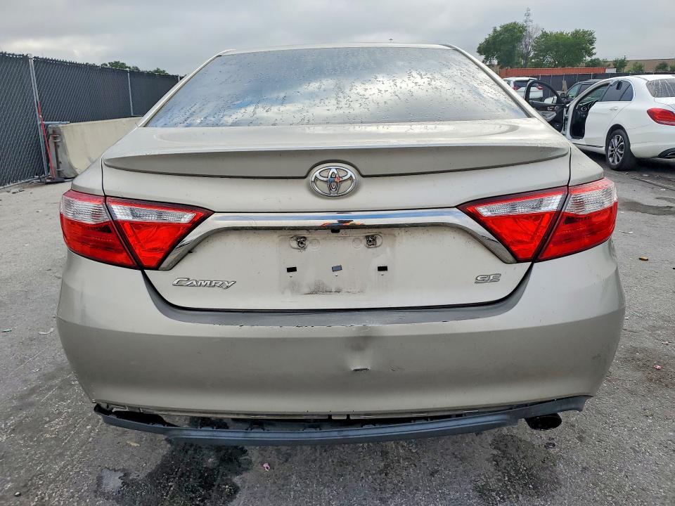 53093116 :رقم المزاد ، 4T1BF1FKXHU809978 vin ، 2017 Toyota Camry مزاد بيع