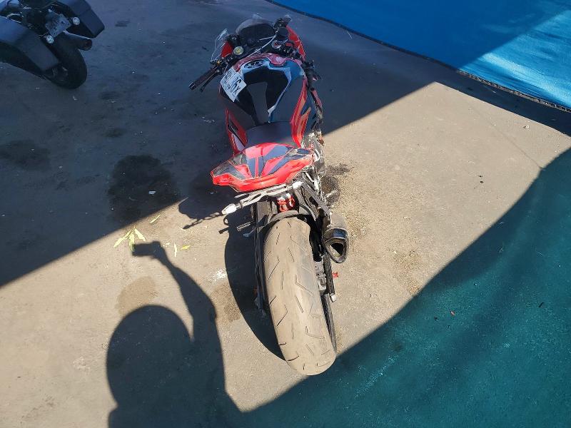 54457186 :رقم المزاد ، WB10E6302R6K38150 vin ، 2024 Bmw S 1000 مزاد بيع
