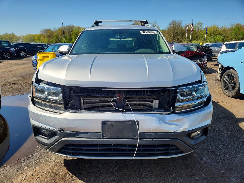 52346946 :رقم المزاد ، 1V2KR2CA0JC505002 vin ، 2018 Volkswagen Atlas مزاد بيع