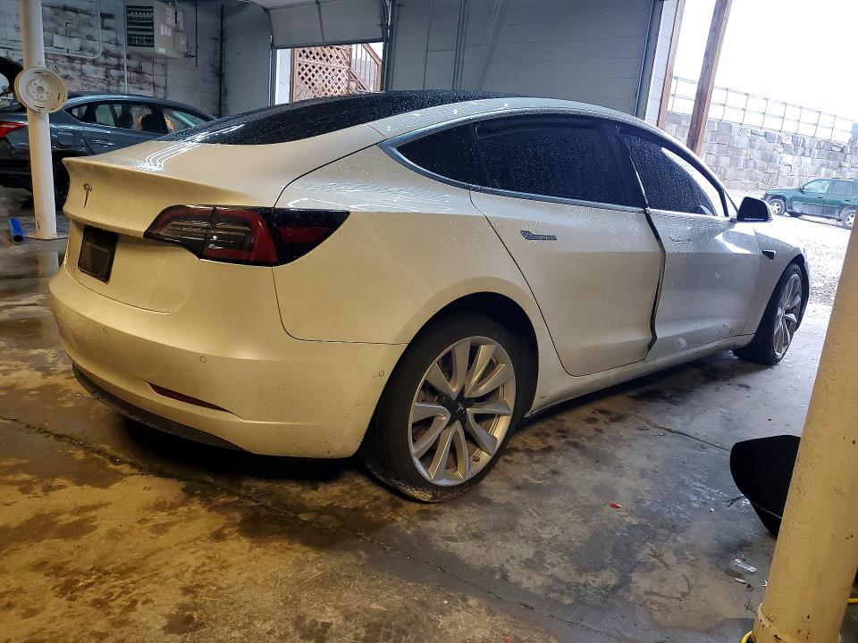 Продажа на аукционе авто 2020 Tesla Model 3, vin: 5YJ3E1EA6LF808011, номер лота: 54711826
