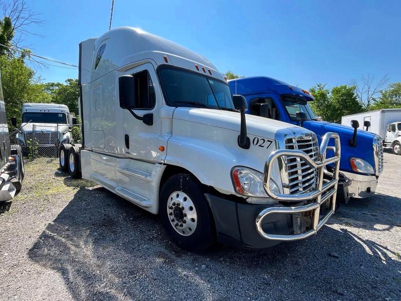 2016 Freightliner Cascadia 125 მანქანა იყიდება აუქციონზე, vin: 1FUJGLD5XGLGZ6023, აუქციონის ნომერი: 52331736