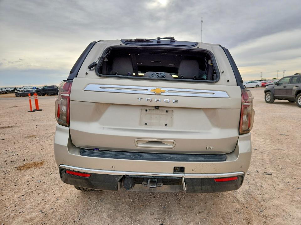52451496 :رقم المزاد ، 1GNSCNKD6MR315939 vin ، 2021 Chevrolet Tahoe مزاد بيع