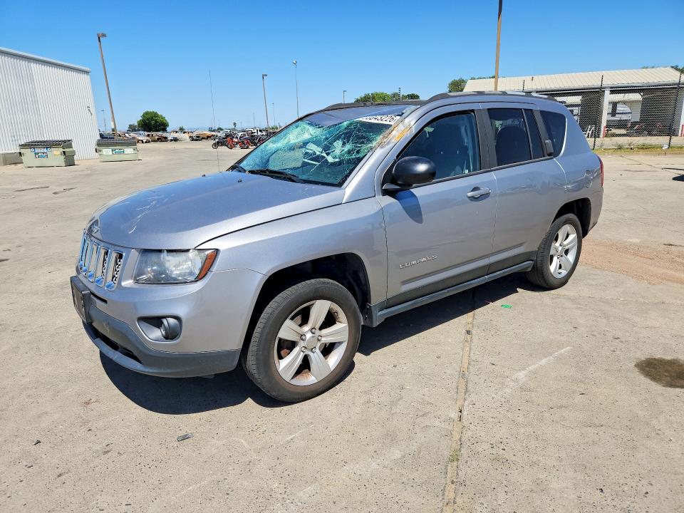 53843226 :رقم المزاد ، 1C4NJCBA4GD641360 vin ، 2016 Jeep Compass مزاد بيع