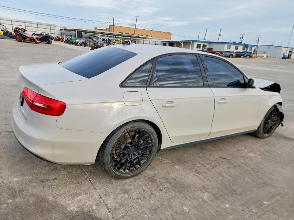 52389456 :رقم المزاد ، WAUEFAFL4FN034916 vin ، 2015 Audi A4 مزاد بيع