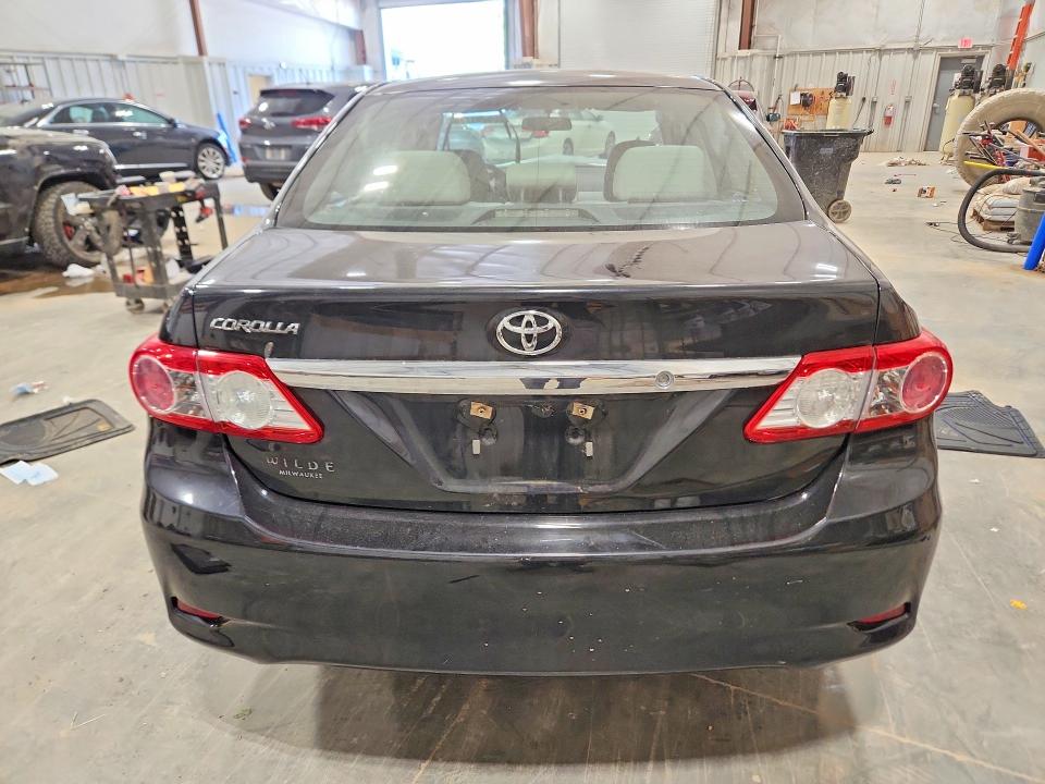 55361716 :رقم المزاد ، 5YFBU4EE9CP053685 vin ، 2012 Toyota Corolla مزاد بيع