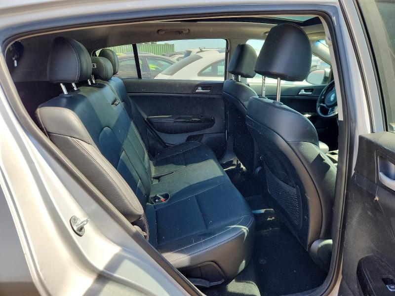 55171376 :رقم المزاد ، KNDPNCAC4J7482989 vin ، 2018 Kia Sportage مزاد بيع