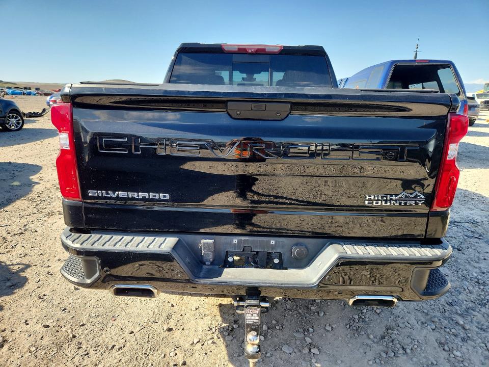 Продаж на аукціоні авто 2021 Chevrolet Silverado, vin: 1GCUYHEL8MZ151018, номер лоту: 52889426