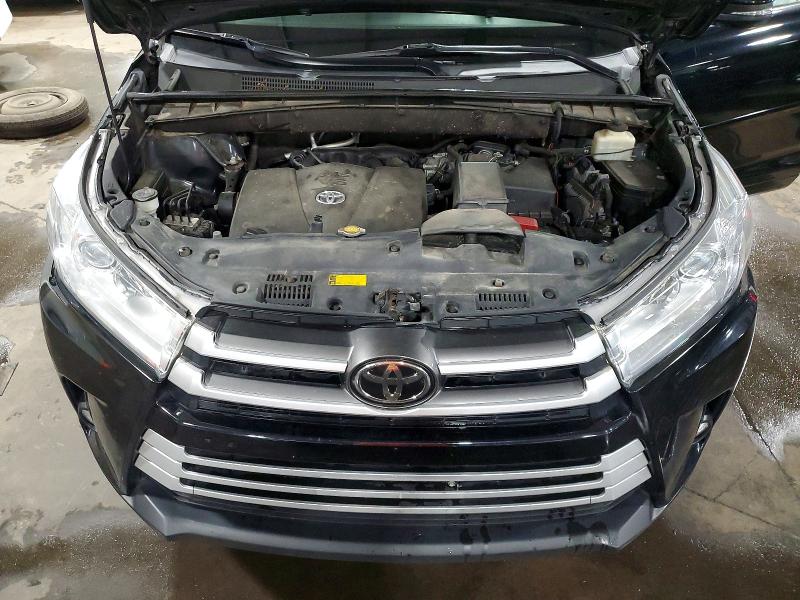 53721176 :رقم المزاد ، 5TDJZRFH5HS379419 vin ، 2017 Toyota Highlander مزاد بيع