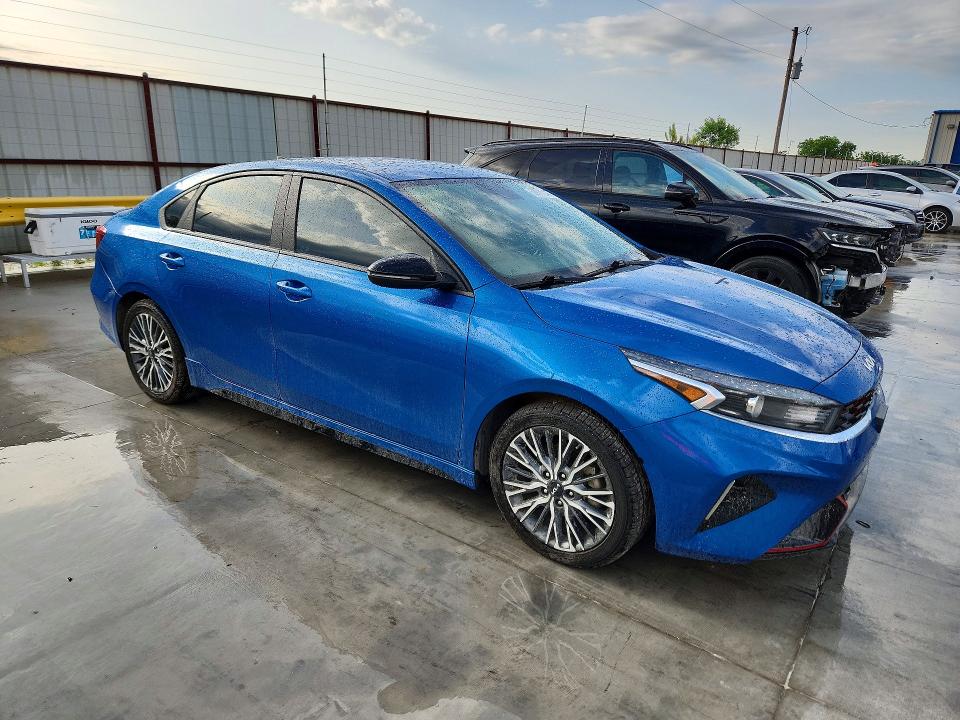 52611246 :رقم المزاد ، 3KPF54AD5NE448978 vin ، 2022 Kia Forte مزاد بيع