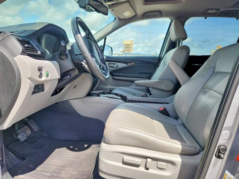 54948686 :رقم المزاد ، 5FNYF6H02JB009553 vin ، 2018 Honda Pilot مزاد بيع
