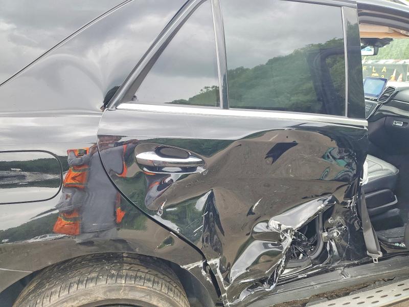 55101296 :رقم المزاد ، 4JGDA5HB4HA977533 vin ، 2017 Mercedes-benz Gle مزاد بيع