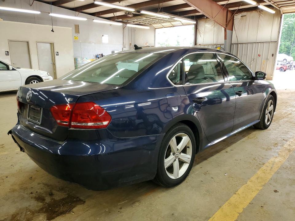 Продажа на аукционе авто 2013 Volkswagen Passat, vin: 1VWBH7A31DC139915, номер лота: 52140596