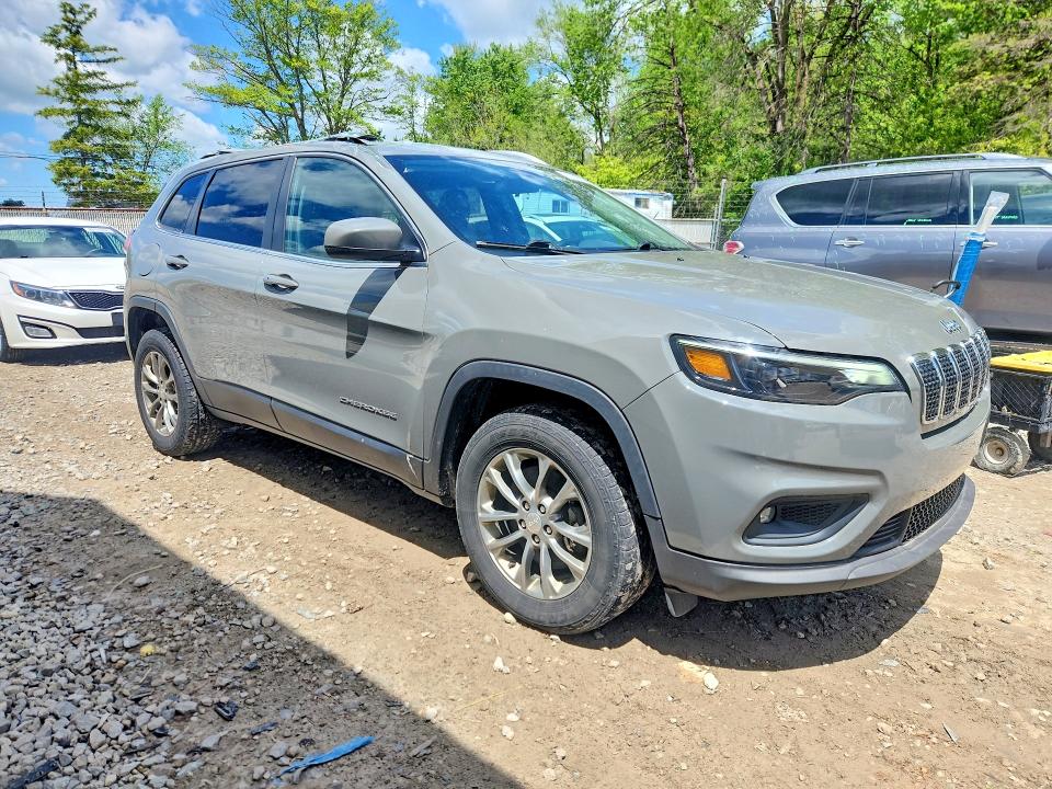 52646786 :رقم المزاد ، 1C4PJMLB6KD390341 vin ، 2019 Jeep Cherokee مزاد بيع
