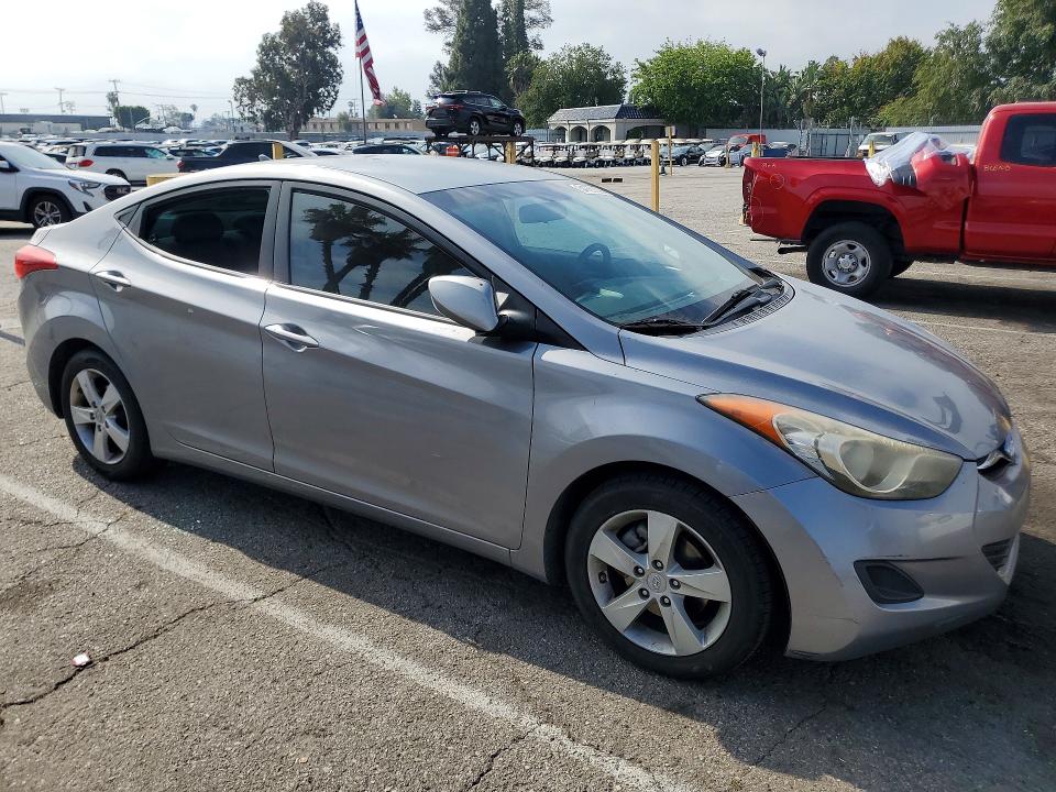 Продажа на аукционе авто 2011 Hyundai Elantra, vin: KMHDH4AE2BU152817, номер лота: 54725026