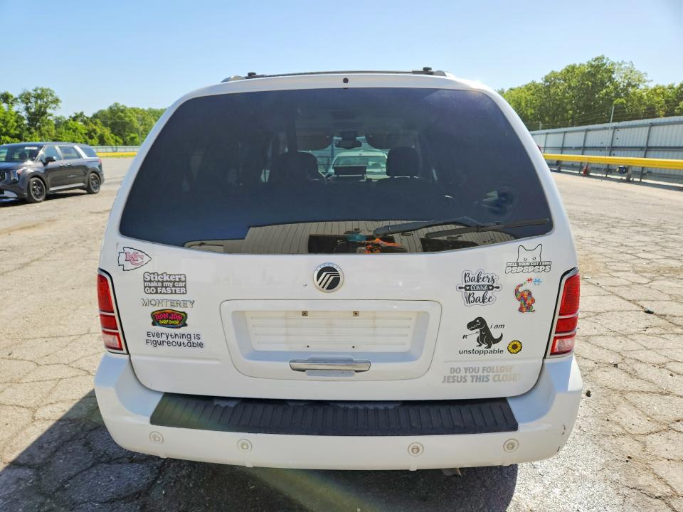 53601226 :رقم المزاد ، 2MRDA22205BJ05813 vin ، 2005 Mercury Monterey مزاد بيع