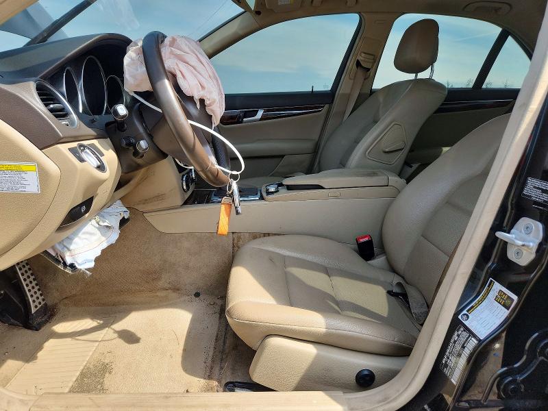Продажа на аукционе авто 2013 Mercedes-benz C, vin: WDDGF8AB7DG117895, номер лота: 53134496