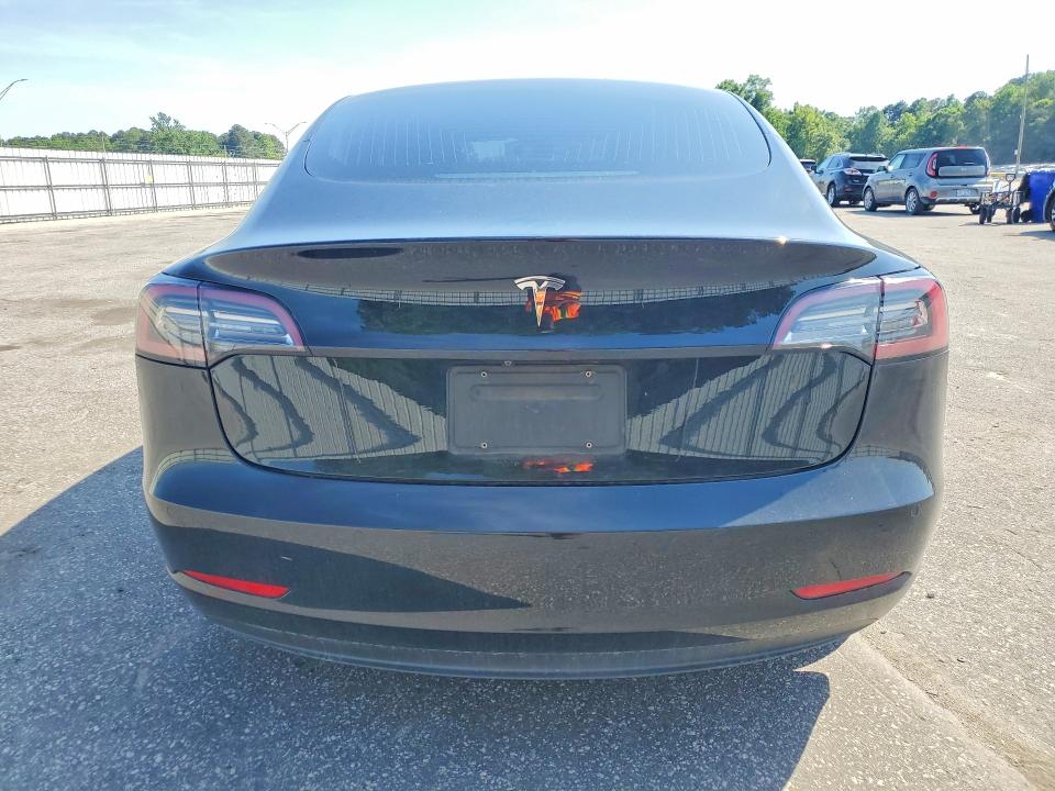 52172486 :رقم المزاد ، 5YJ3E1EA5KF305178 vin ، 2019 Tesla Model 3 مزاد بيع