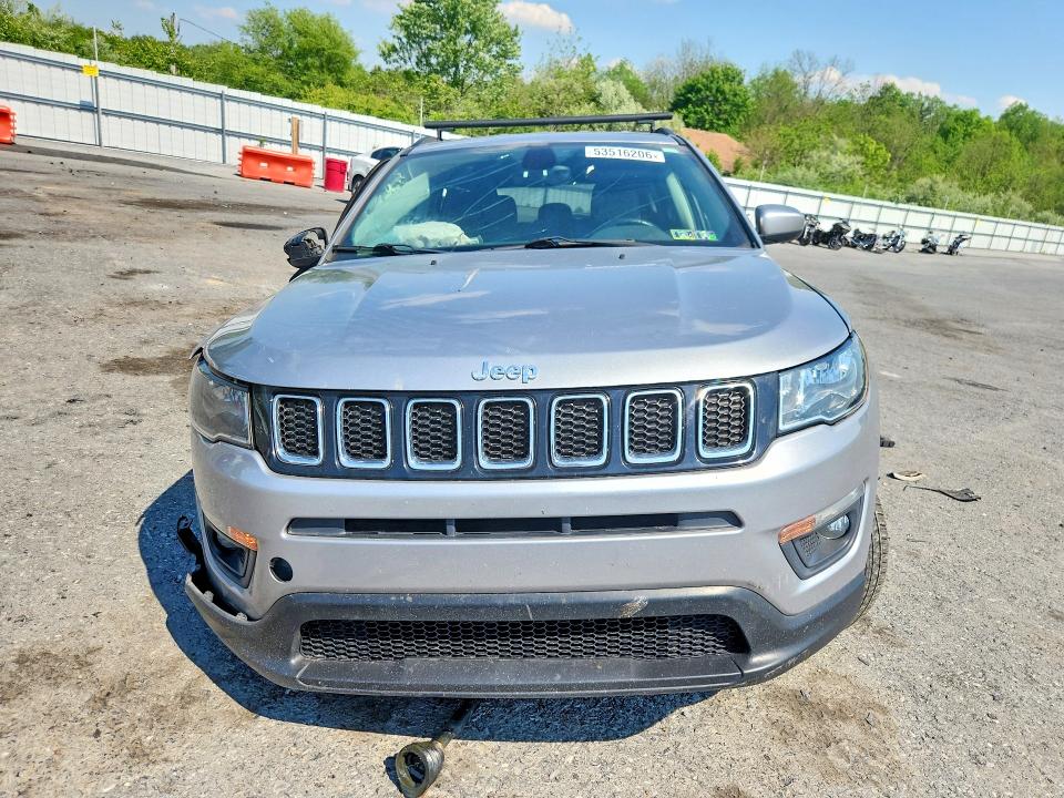 2017 Jeep Compass მანქანა იყიდება აუქციონზე, vin: 3C4NJDBB9HT672274, აუქციონის ნომერი: 53516206