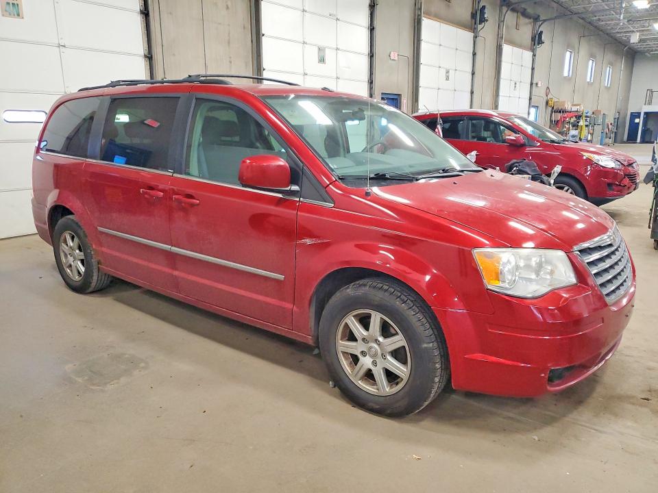 2010 Chrysler Town & Country მანქანა იყიდება აუქციონზე, vin: 2A4RR5D18AR150999, აუქციონის ნომერი: 52944026