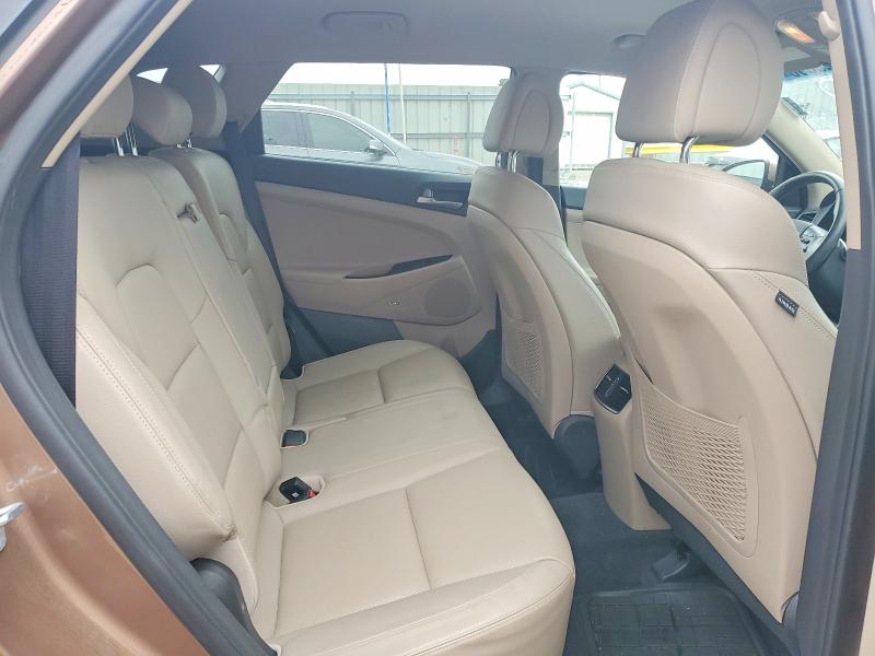 54120866 :رقم المزاد ، KM8J33A27HU385084 vin ، 2017 Hyundai Tucson مزاد بيع