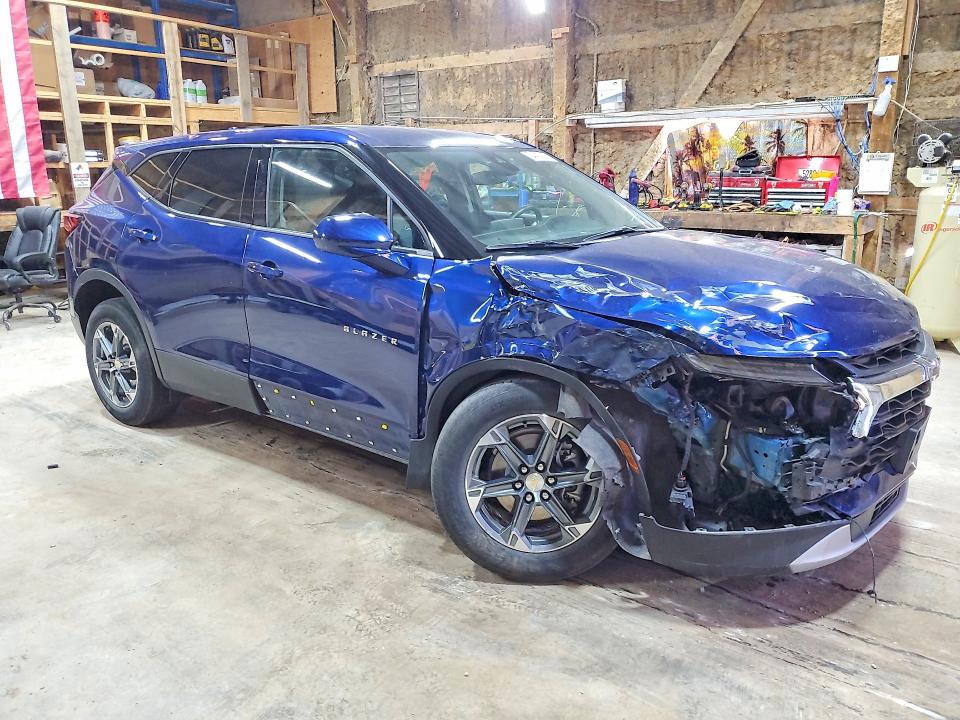 54431256 :رقم المزاد ، 3GNKBHR4XPS115044 vin ، 2023 Chevrolet Blazer مزاد بيع