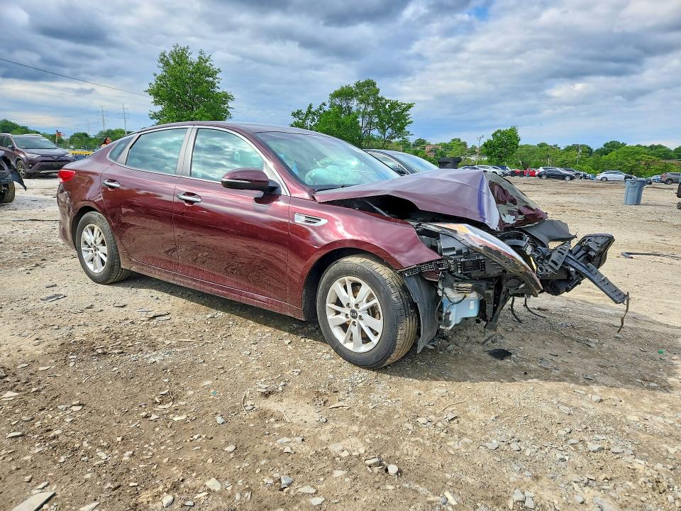 53889966 :رقم المزاد ، 5XXGT4L33JG223460 vin ، 2018 Kia Optima مزاد بيع