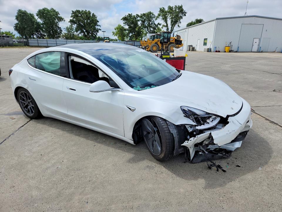 52557256 :رقم المزاد ، 5YJ3E1EA3LF804577 vin ، 2020 Tesla Model 3 مزاد بيع