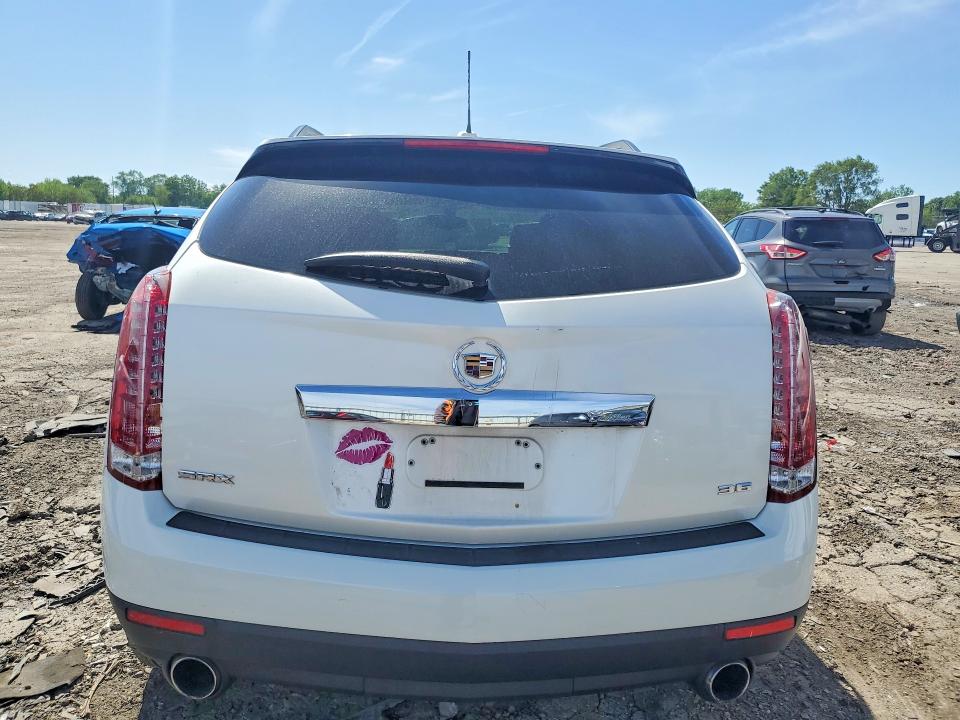 53622476 :رقم المزاد ، 3GYFNAE33FS550910 vin ، 2015 Cadillac Srx مزاد بيع