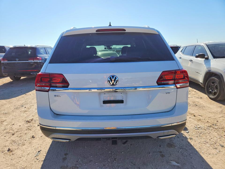 2018 Volkswagen Atlas მანქანა იყიდება აუქციონზე, vin: 1V2ER2CA9JC568905, აუქციონის ნომერი: 53268706