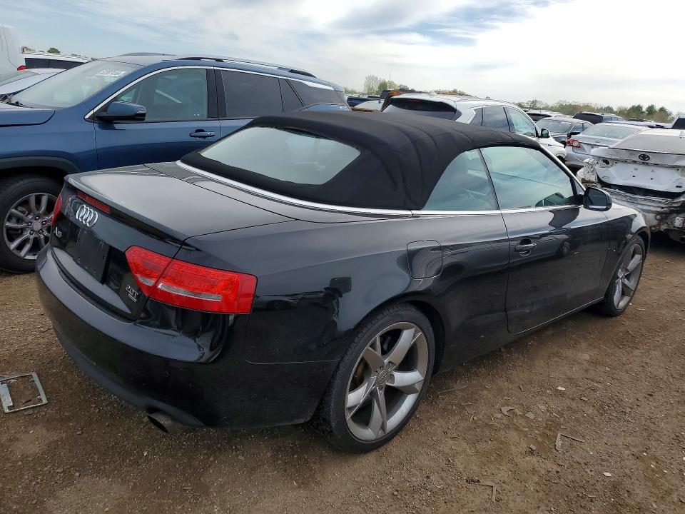 Продажа на аукционе авто 2011 Audi A5, vin: WAULFAFH1BN008318, номер лота: 52609766